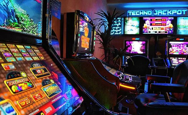 پاکستان میں Casino Days کا آن لائن کیسینو سیکشن کھولیں۔